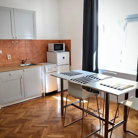 And By The Sea - 14937 Guest house 3*
